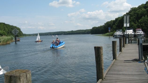 Der Ferienort Lenz - Blick auf den Petersdorfer See